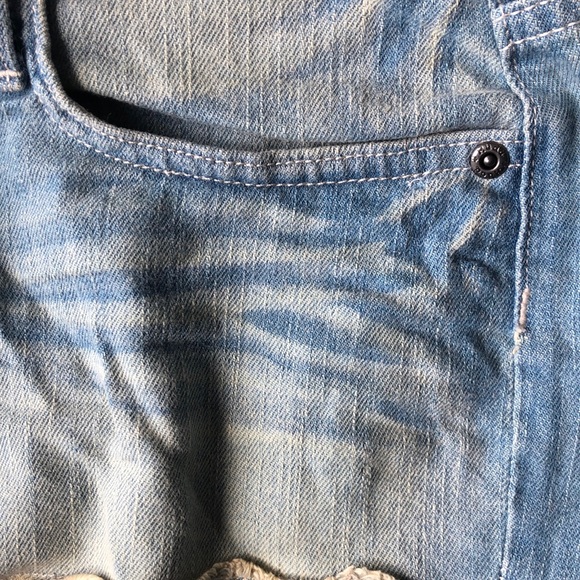 Faded Denim Shorts - Picture 4 of 4